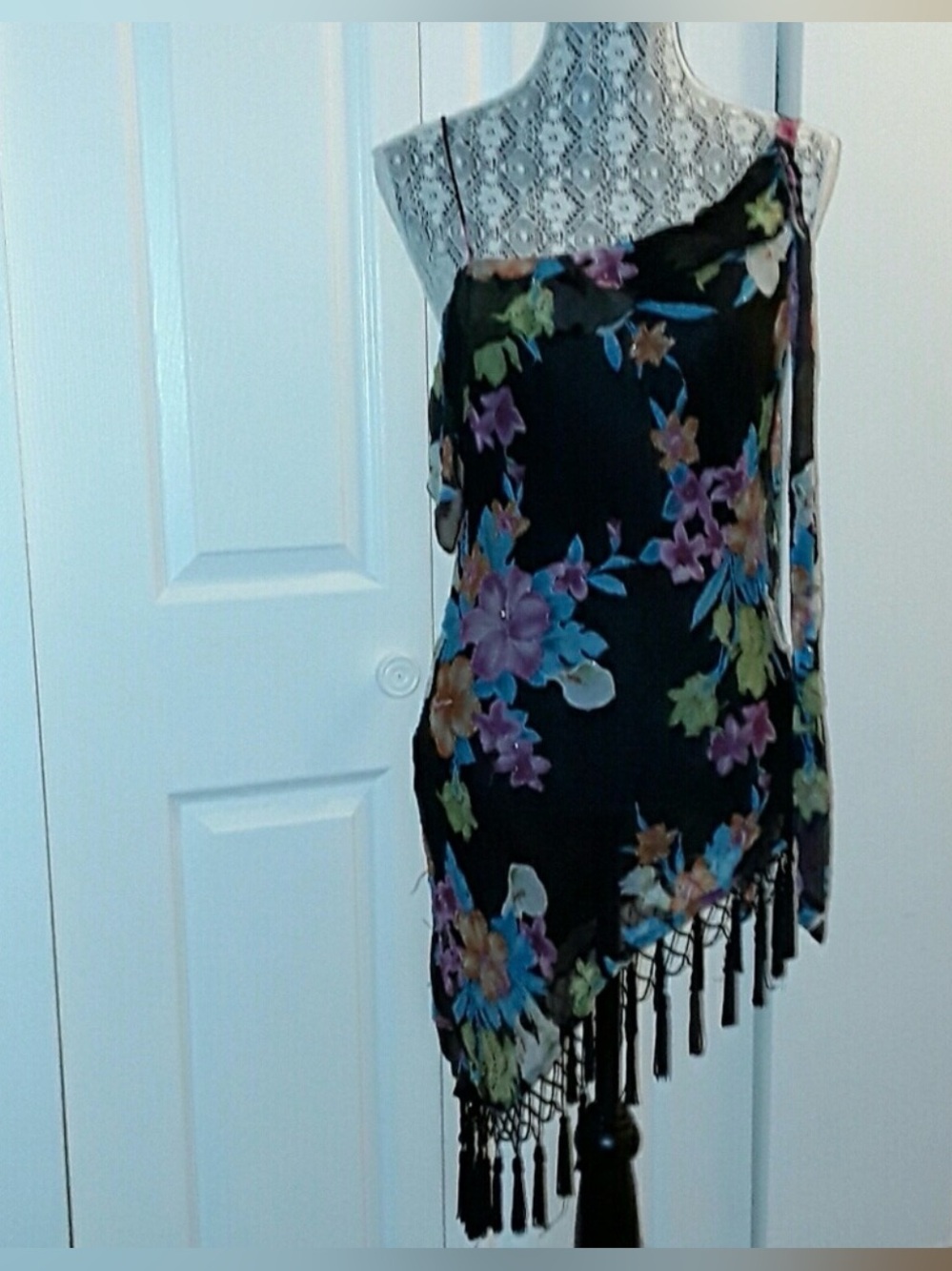 Cache Black Floral One-Shoulder Scarf Top with Tassel Fringe